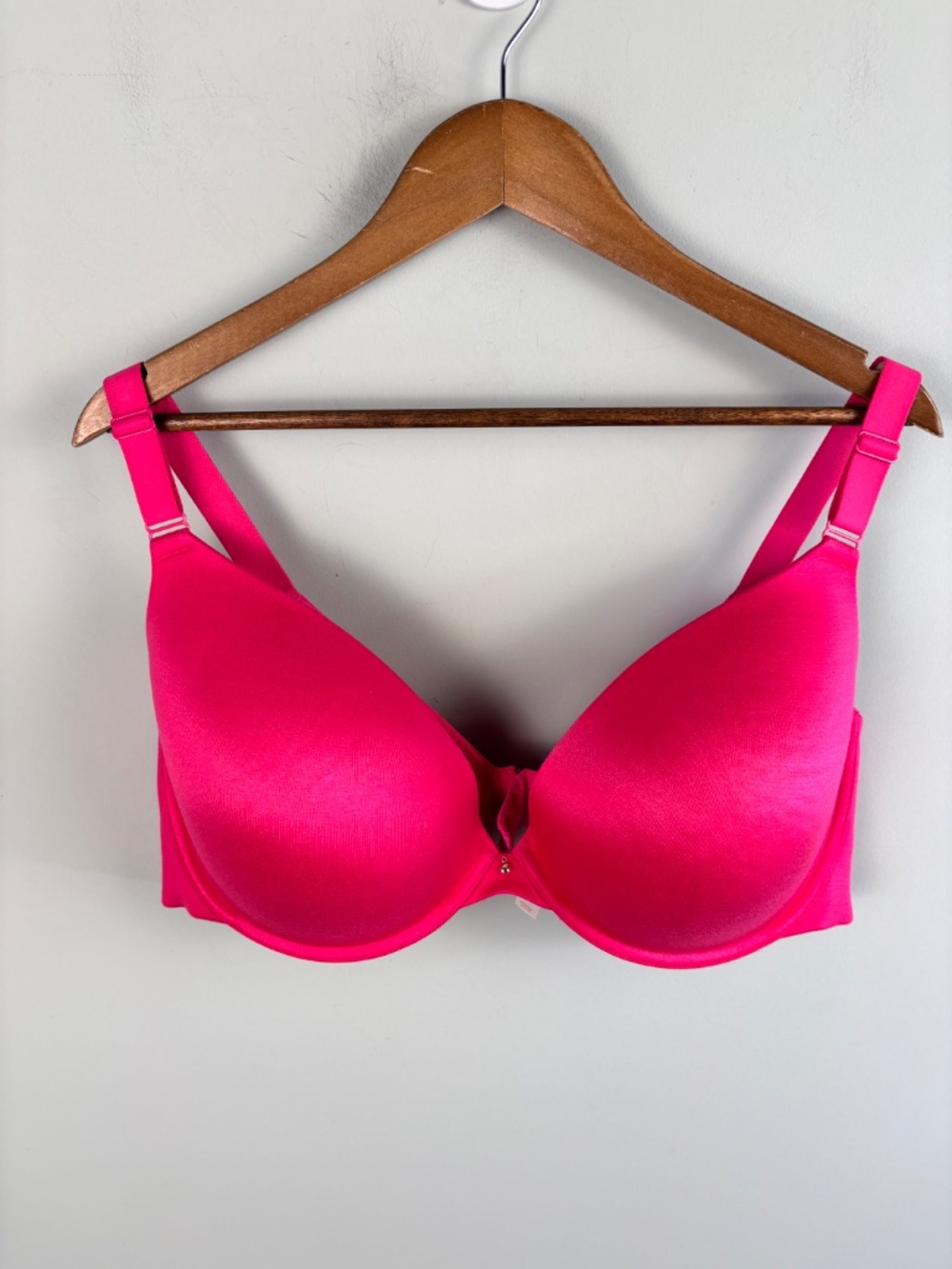 Lane Bryant HOT PINK Back Smoothing Boost Plunge Bra Size 48D - Picture 2 of 4
